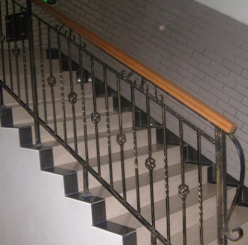楼梯护栏