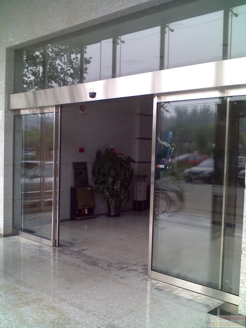 贵州自动玻璃门