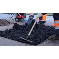 道路养护采用BMH沥青冷补料