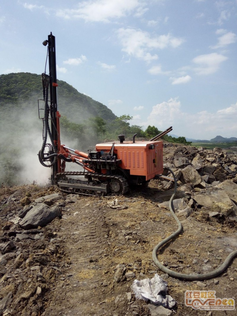 贵州土石方批发、土石方施工、土石方挖运、供应土石方工程