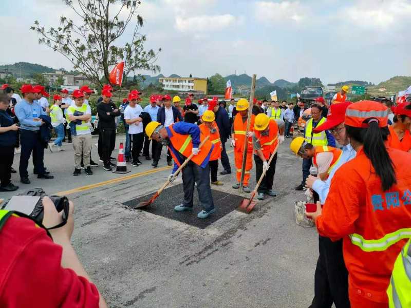 昆明快速道路修补料高科技道路修补材料