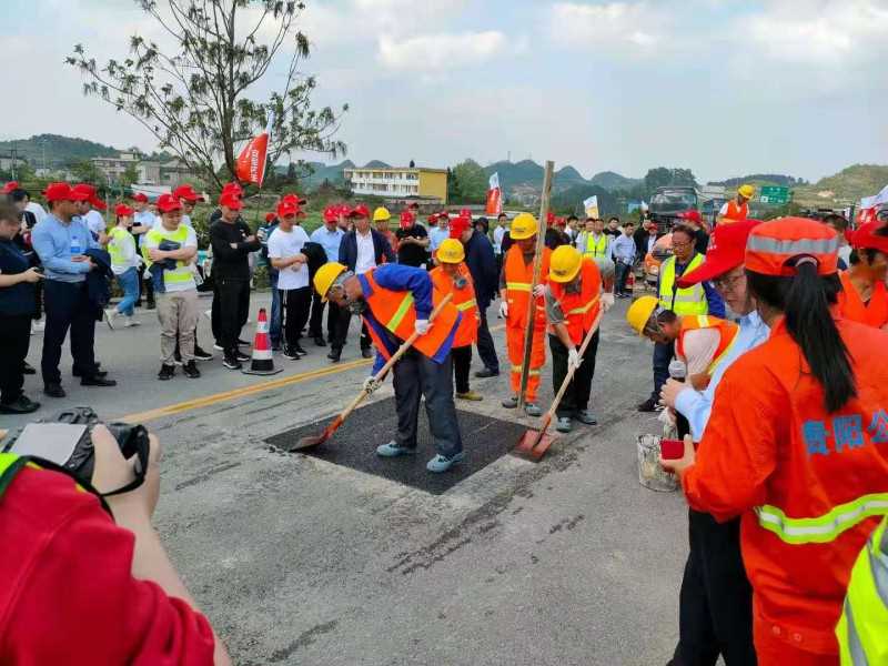 云南冷补沥青使用修补方法道路养护中的应用