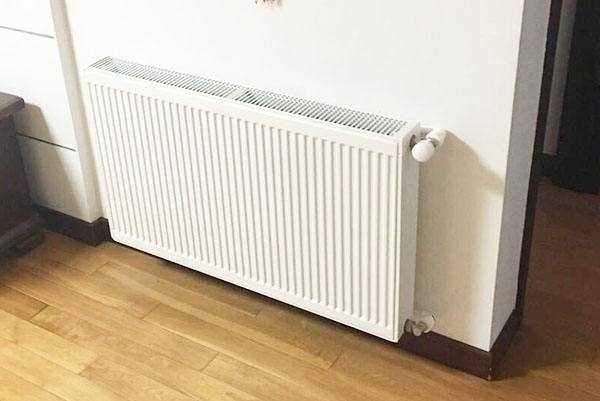 贵阳三叶暖气片批发