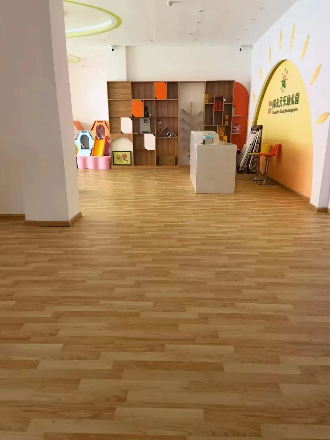 幼儿园地胶效果