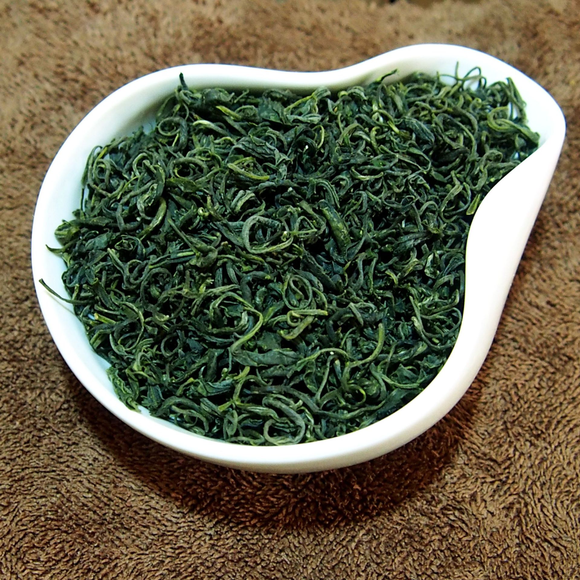 凤岗凤遵绿锌硒绿茶