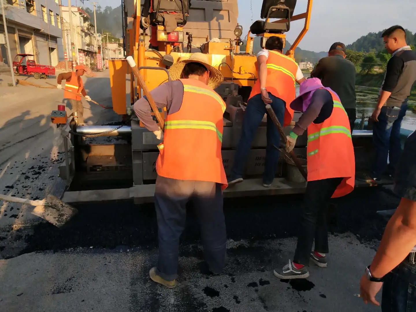 昆明沥青冷补料 公路沥青路面修补材料