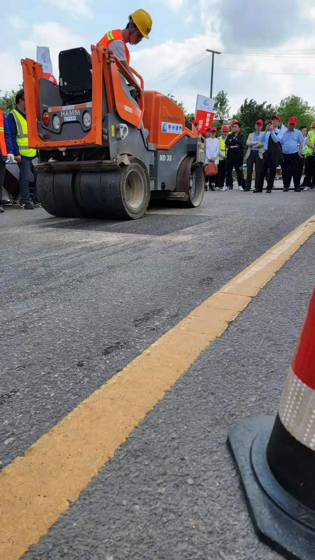 厂家批发袋装 沥青市政道路抢修材料