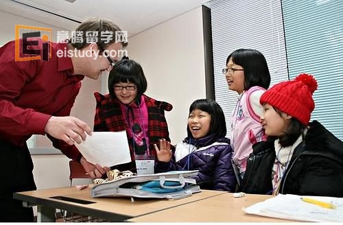观山湖小学生英语补习一月近900元