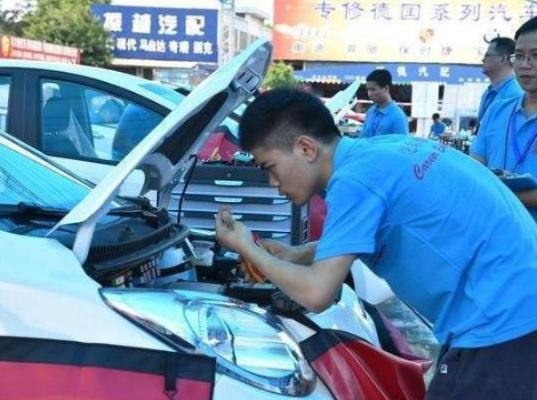 贵阳新能源汽修学校：德国双元制教学，工学交替学真技术，好就业​