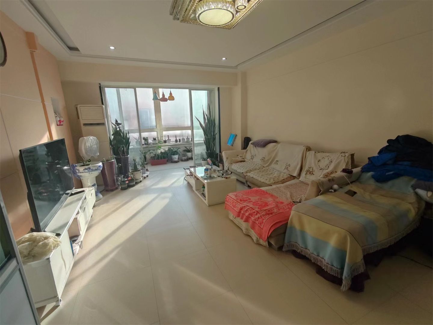 贵阳观山湖区二手房中介电话