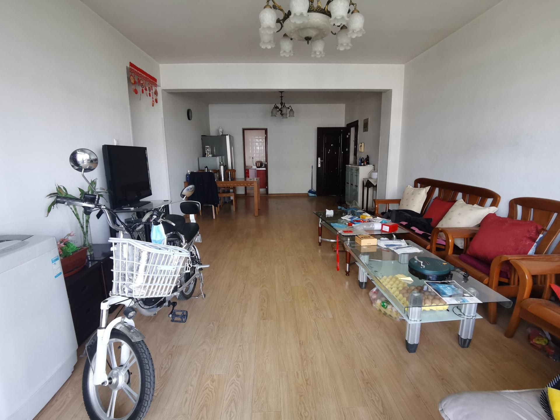 贵阳新添寨二手房中介电话