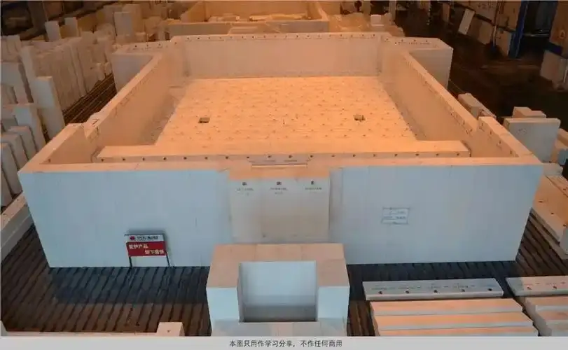 贵阳玻璃炉窑专业维修,专业玻璃窑陶瓷焊补,玻璃窑炉热态维修