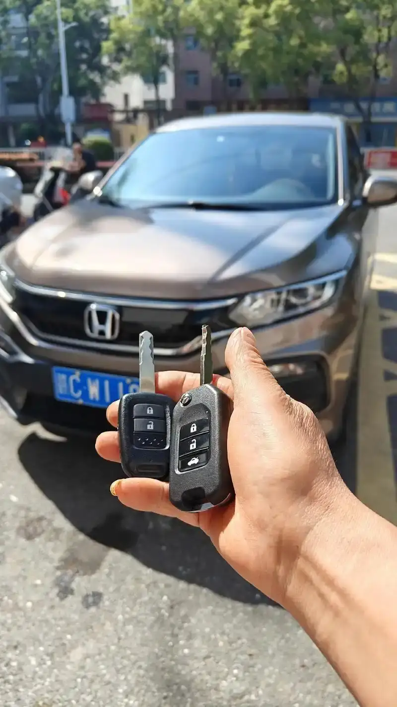 贵阳市区上门配汽车钥匙多少钱
