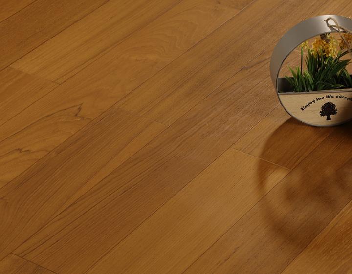 银燕地板