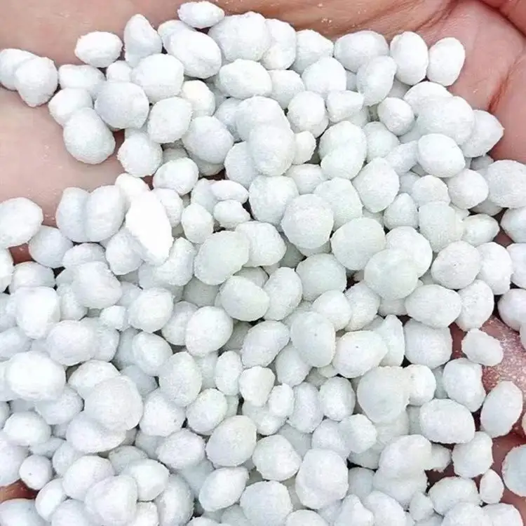 小区物业融雪必备低腐蚀融雪剂速解庭院积雪为行人安全出行安全网