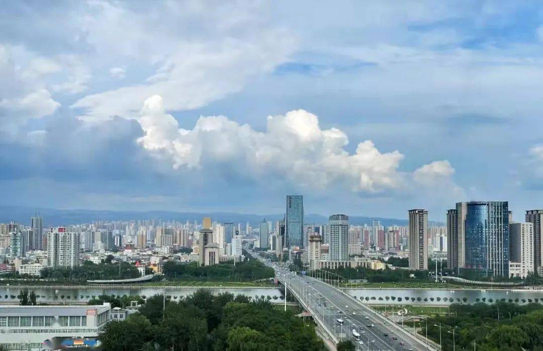 太原个体户进货缺钱？别碰高利贷！免费贷款咨询帮你避坑还省息