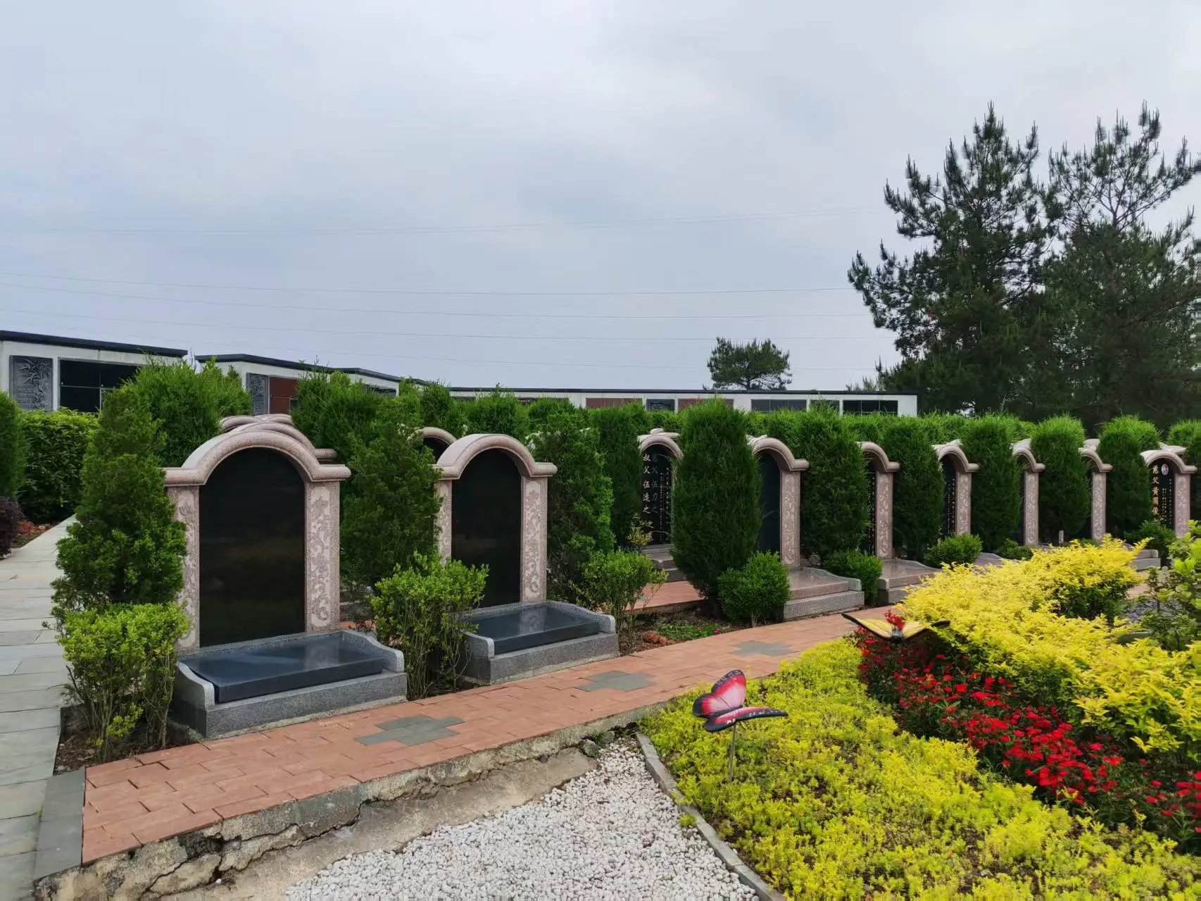 贵阳宝福山公墓购买咨询电话