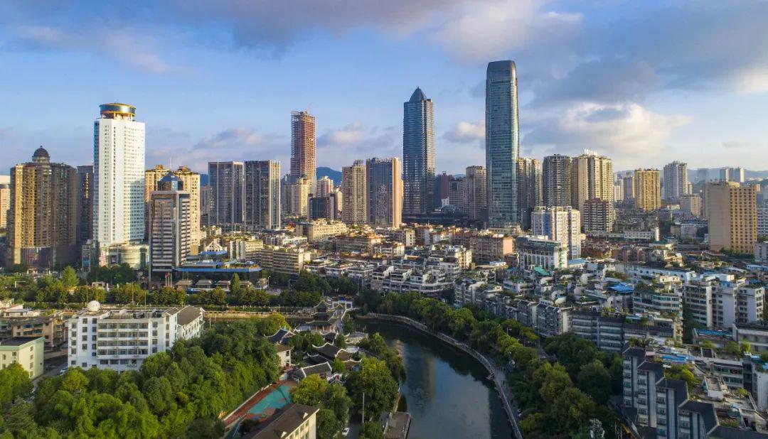 ESG融资风向标：成都贷款中介引导资金流向“绿色项目”