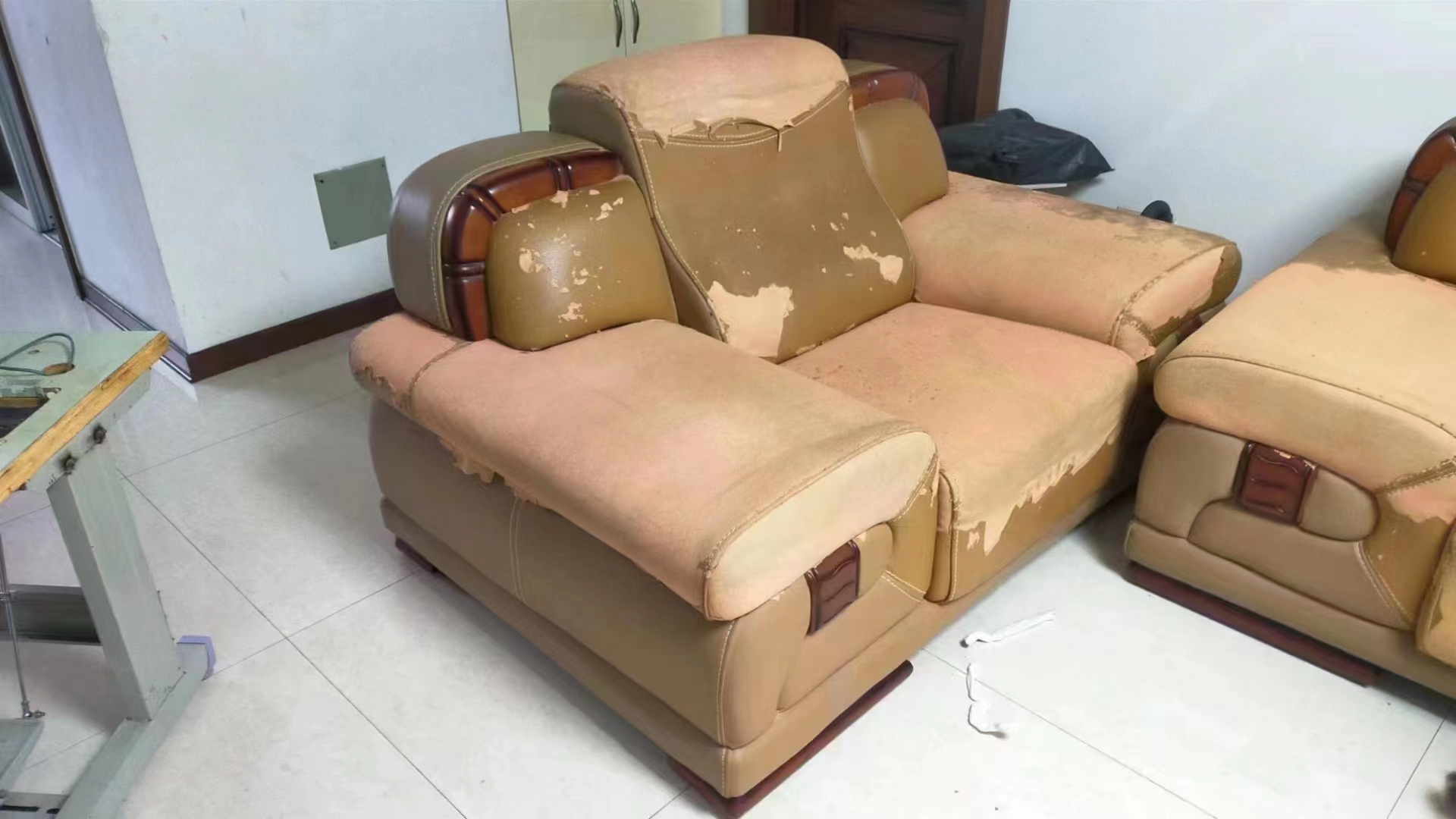 贵阳沙发维修电话