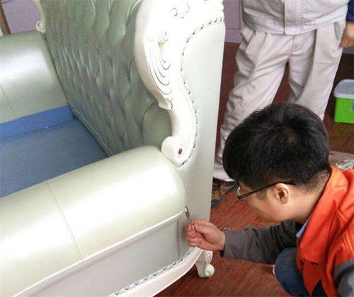 贵阳沙发维修电话