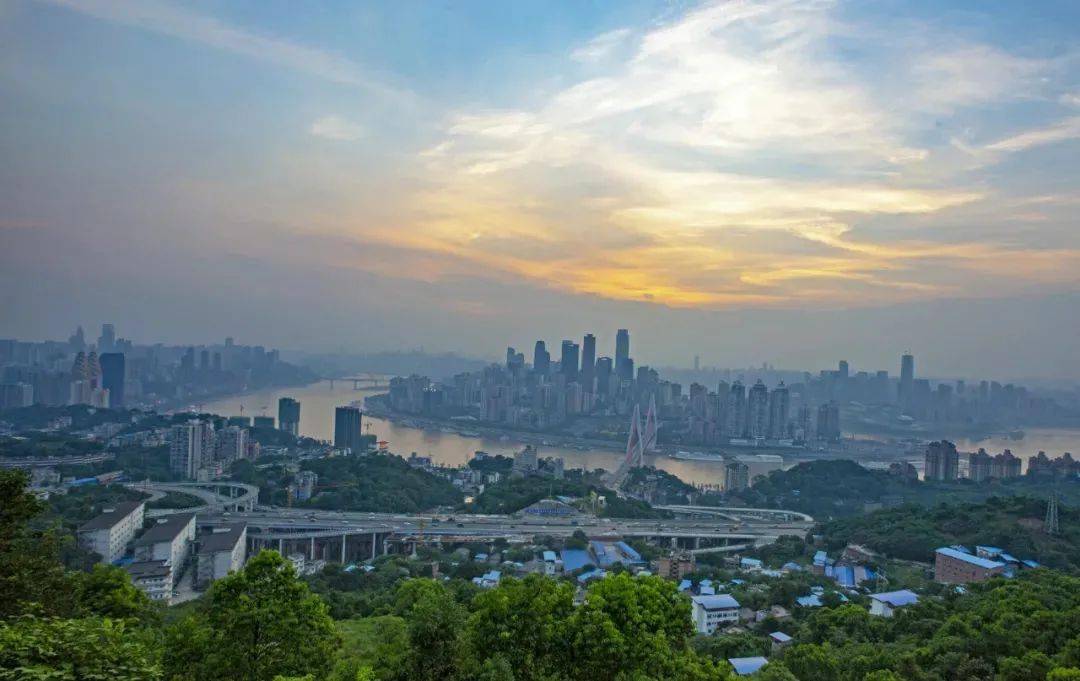 重庆贷款中介咨询公司电话