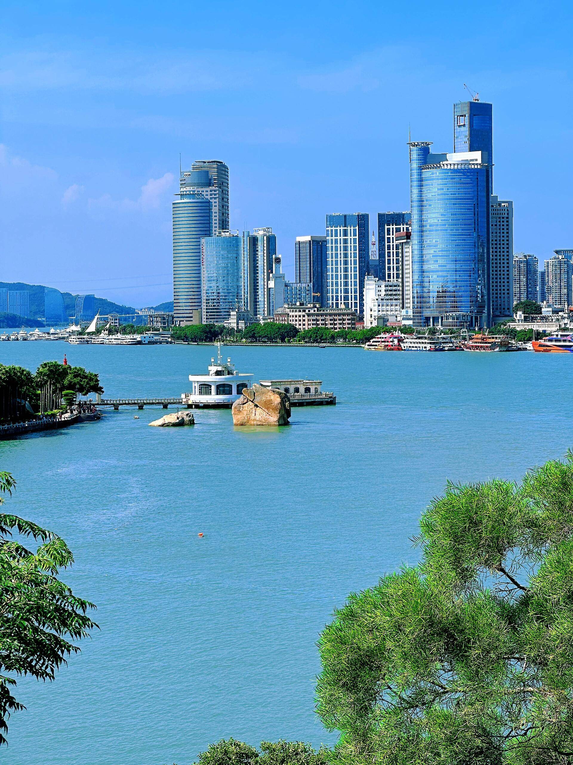 厦门贷款咨询中介公司电话