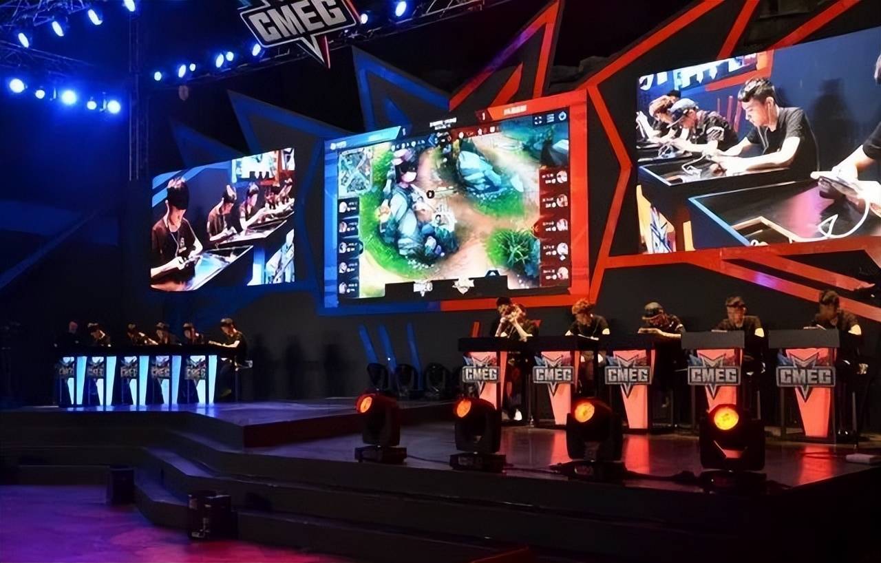 从 “网瘾少年” 到月入过万！贵阳 19 岁小伙学电竞专业，逆袭成赛事策划