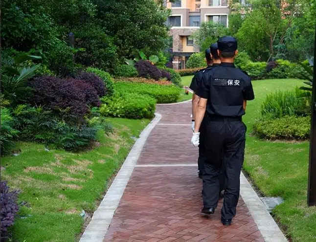 贵州黔威辉煌保安服务有限责任公司开展安全知识培训，增强客户安全意识