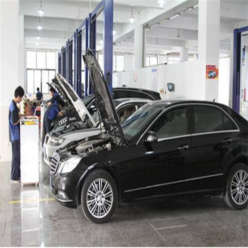 贵阳奔弛车维修店电话