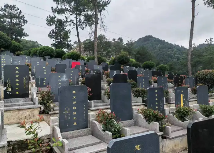 贵阳宝福山公墓陵园