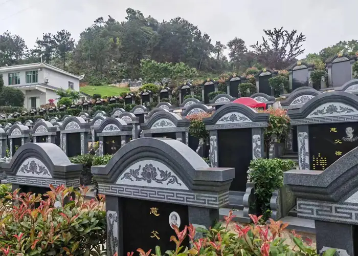 贵阳龙王山公墓陵园