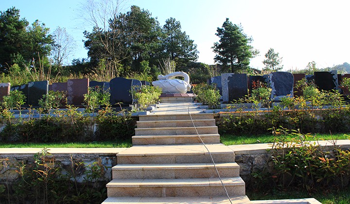 贵阳公墓购买费用明细与性价比分析！不同预算怎么选