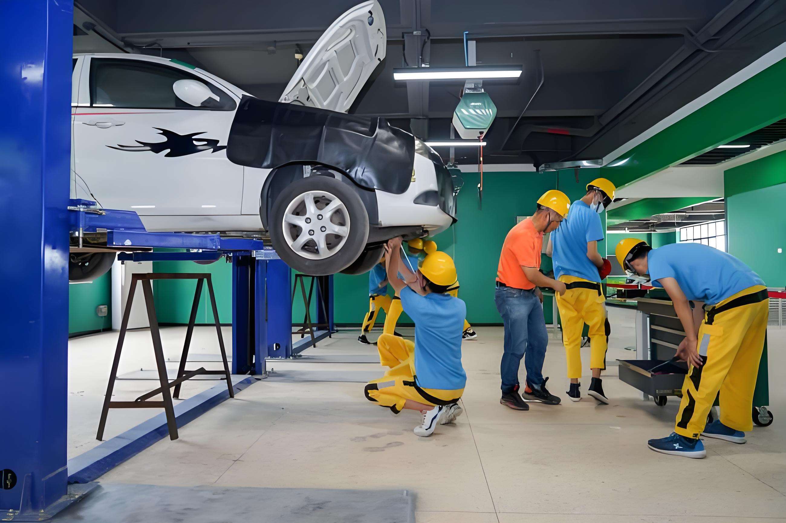 新能源汽车高压系统安全操作与维修规范