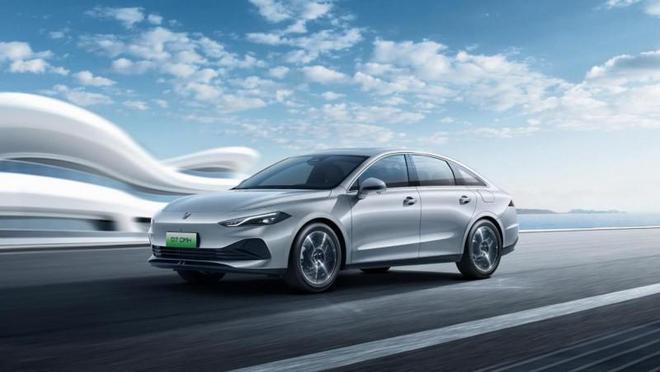 贵阳新能源汽车维修专业学校