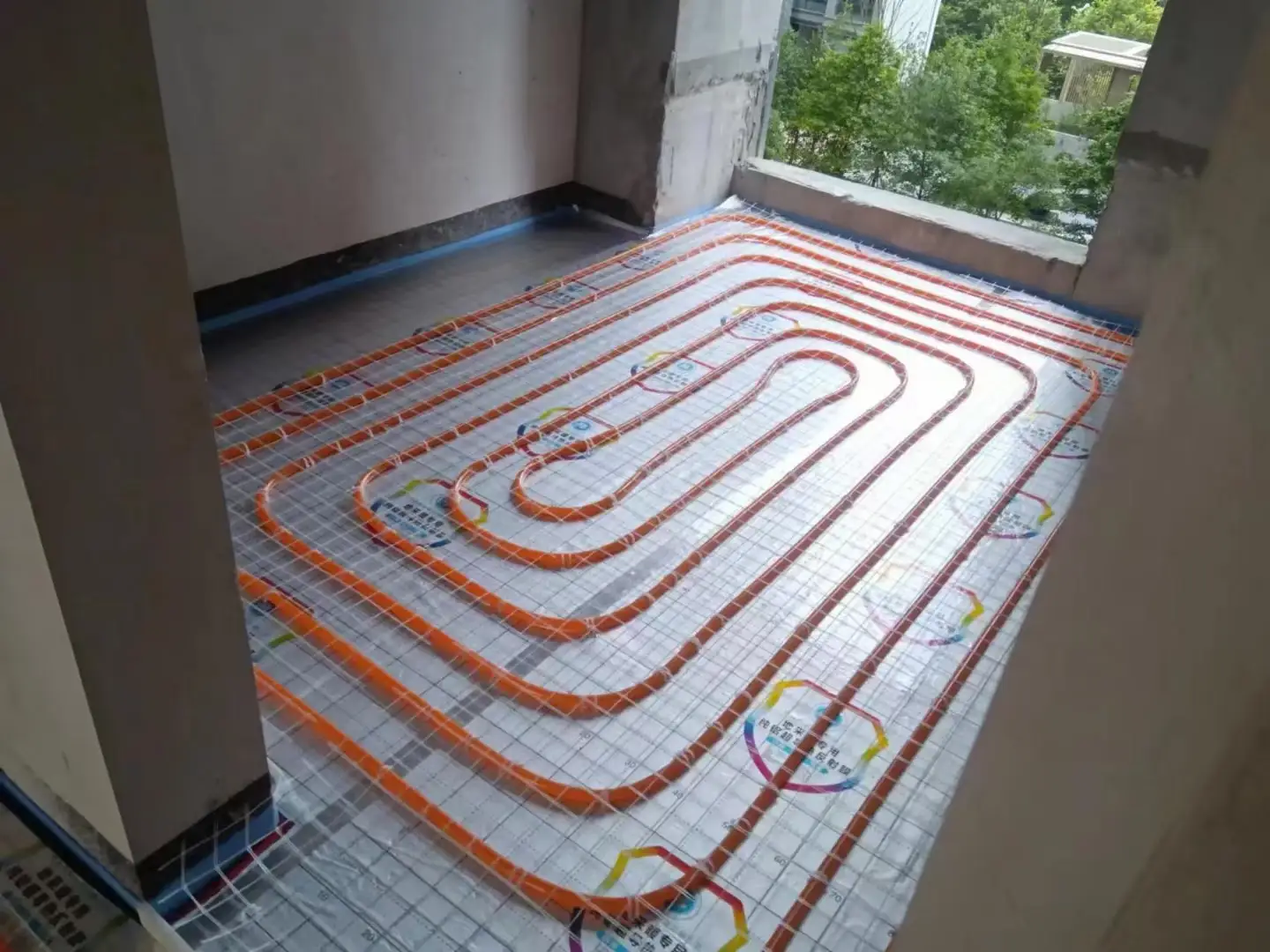 威宁空气能地暖机